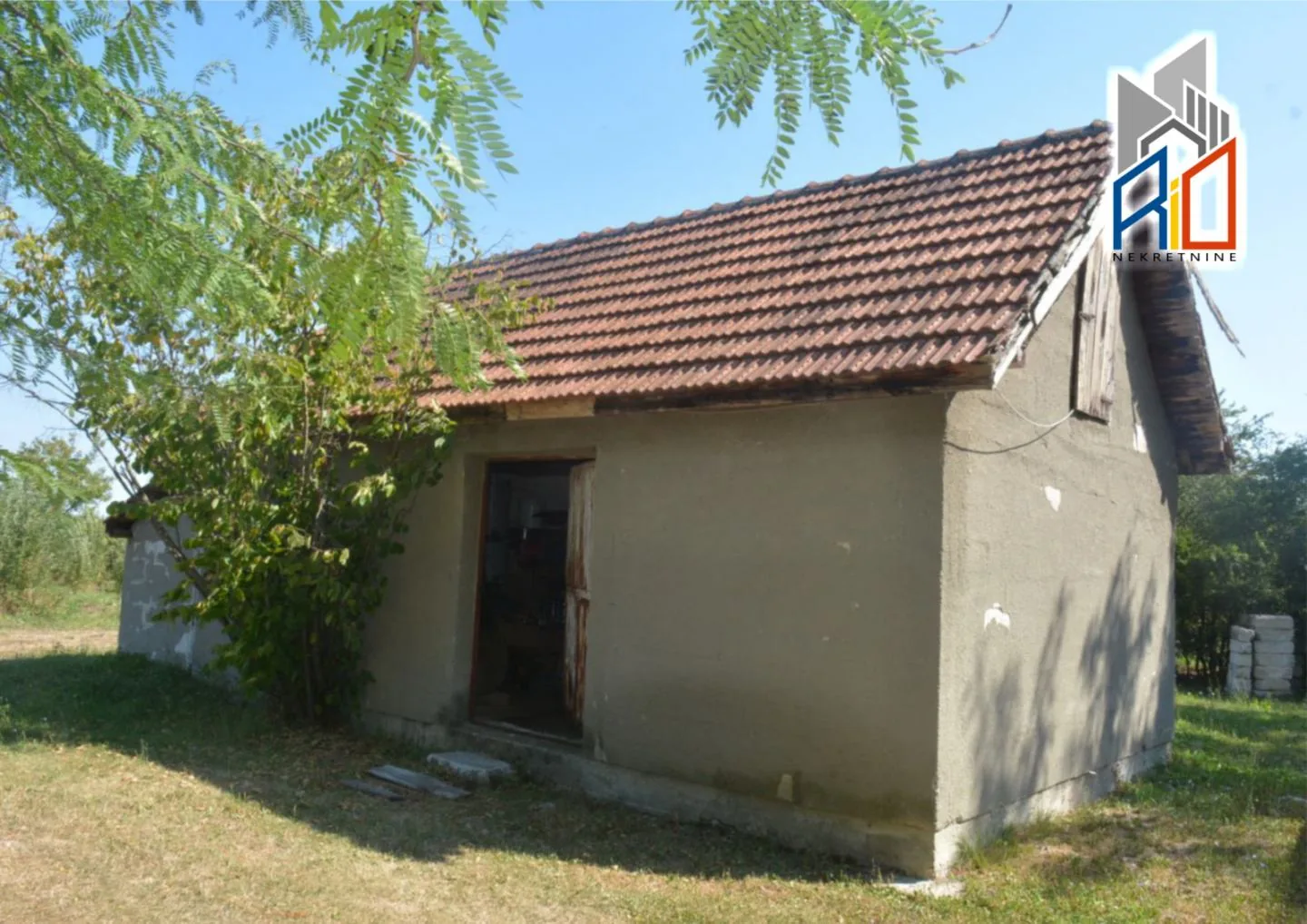 Vikendica u blizini Uba slika 15